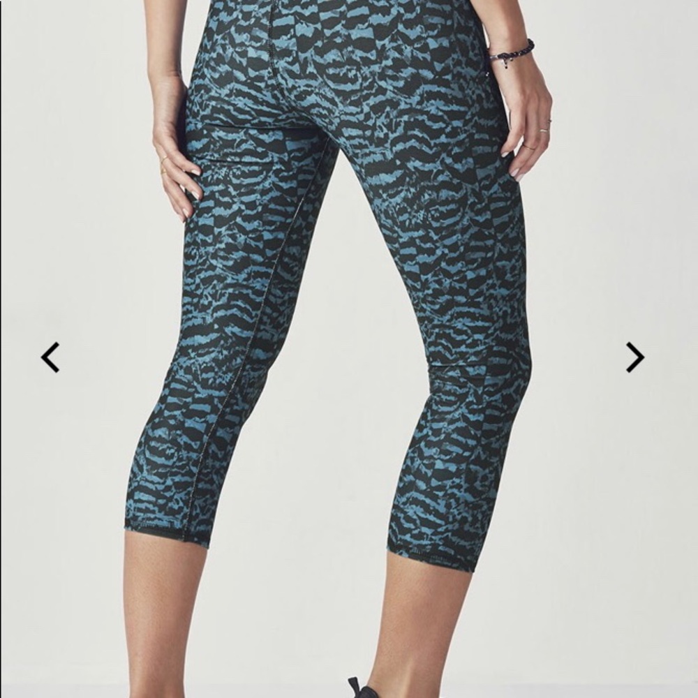 Fabletics Tiger Dash Power Hold Crop Leggings